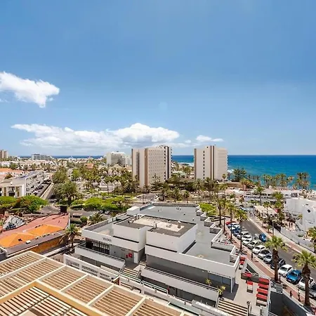 Panoramic Playa Americas 公寓 *